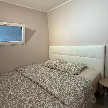 Simple One Bedroom With Pool And Tennis At The Entrance Of Tropez Apartman Saint-Tropez