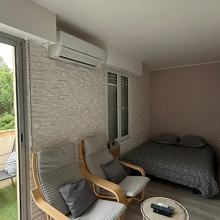 Simple One Bedroom With Pool And Tennis At The Entrance Of Tropez Apartman *